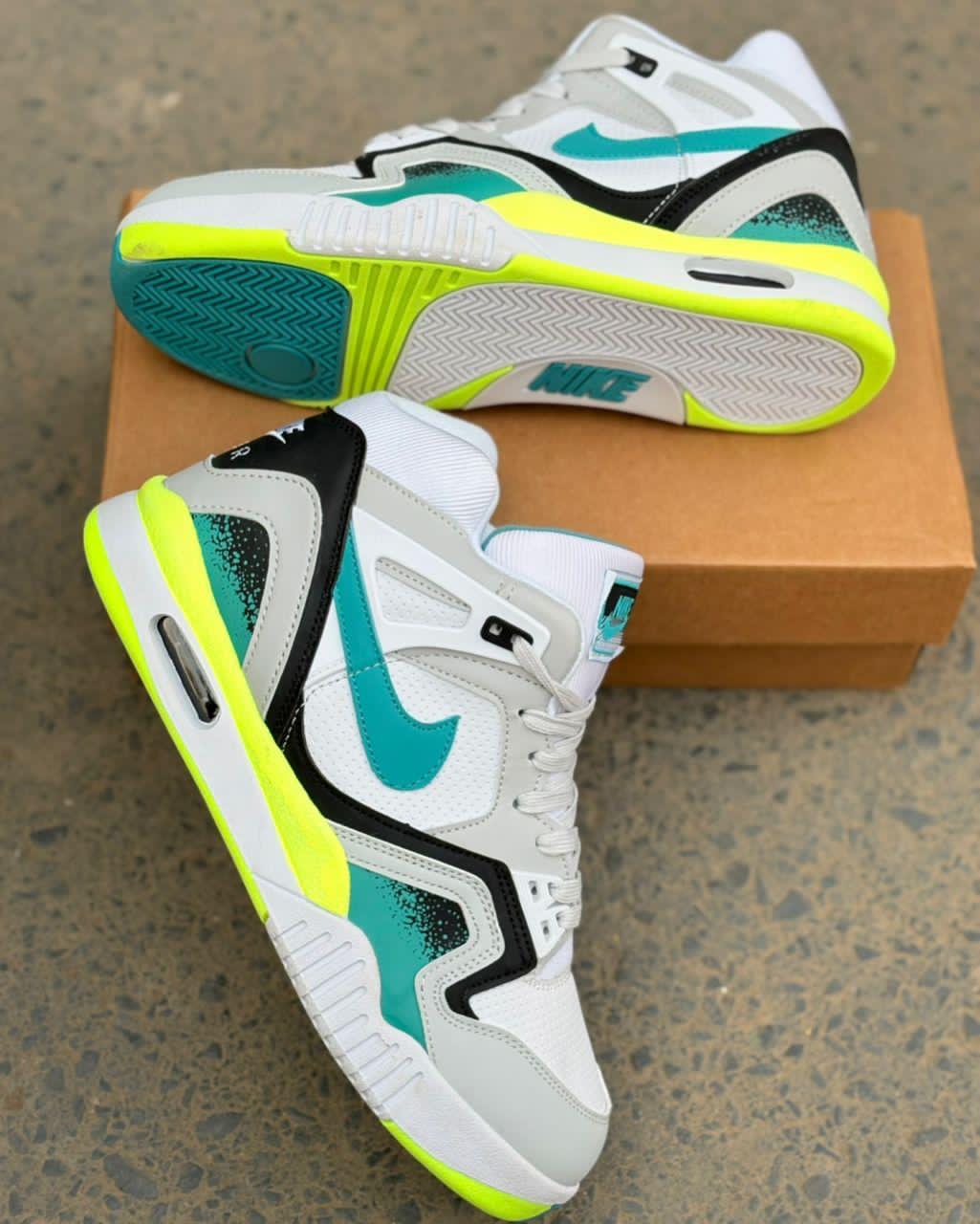 Nike Air Tech Challenge II – Baskets Homme Multi-Coloris