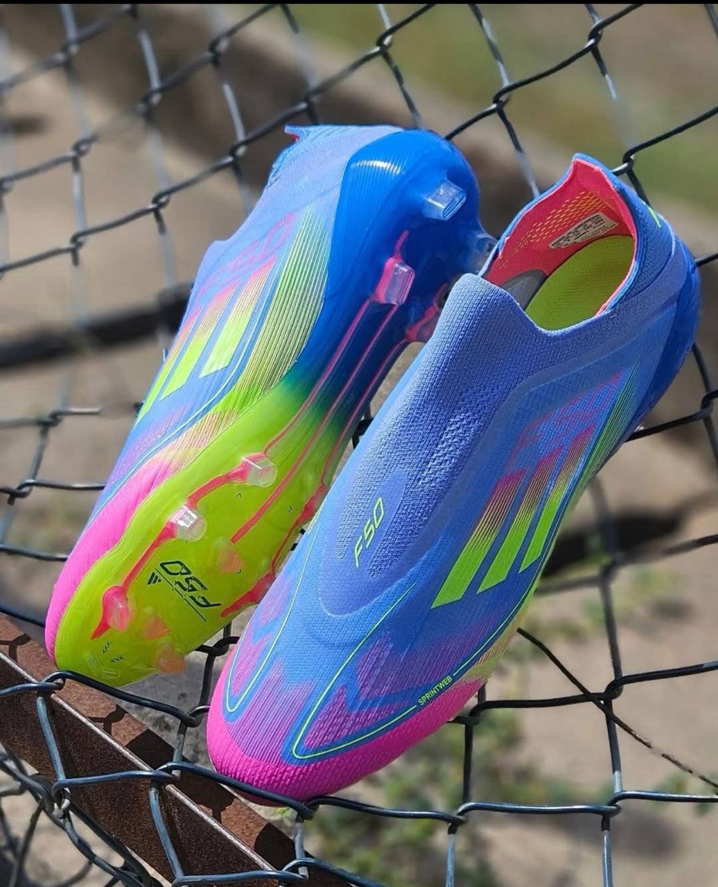 Crampons F50 Multicolores Sans Lacets - Vitesse Extrême